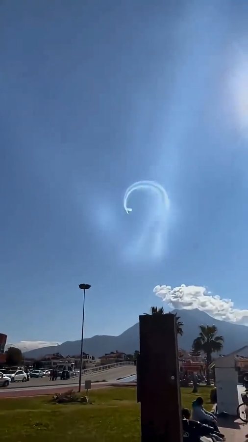 This Fighter Jet Sound is Pure Power! 🔊🤯 #aviation (720p)